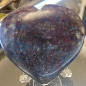 4mm Blue Ruby Kyanite Heart 73 g